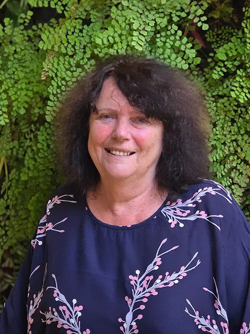 Emeritus Professor Pat Cragg