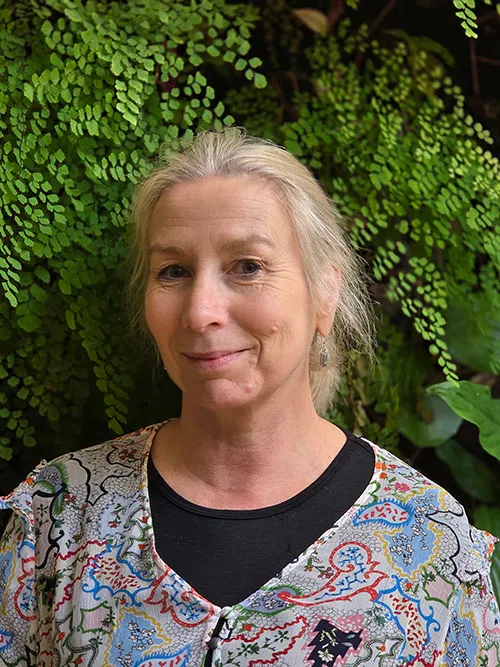 Professor Julia Horsfield